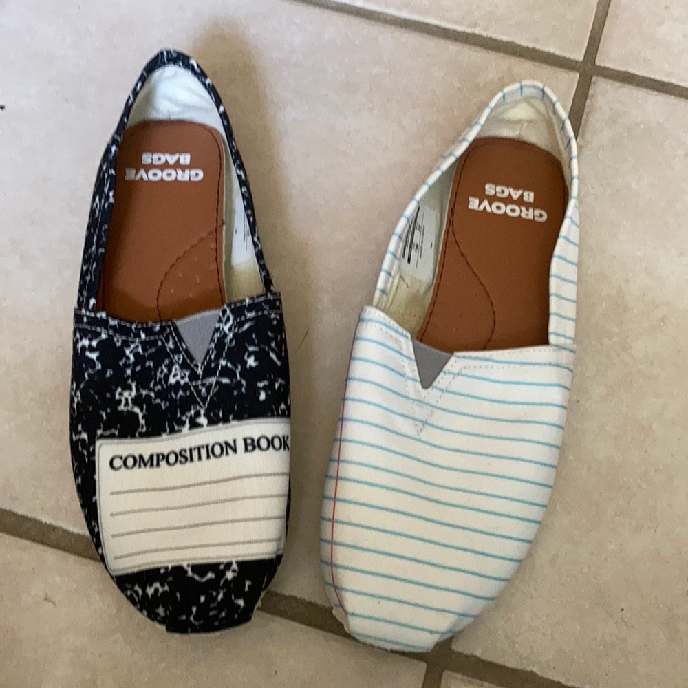 Groove Bags slip ons